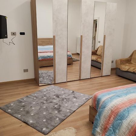 Appartamenti Lungo Fiume 506 เซสโต คาเลนดิ ภายนอก รูปภาพ